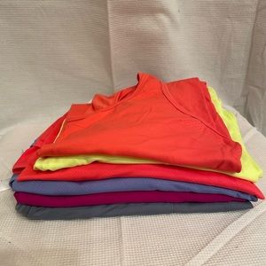 Bundle of six GapFit workout tops in size XL